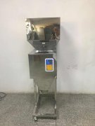 黑豆顆粒1-500克自動(dòng)分裝機(jī)